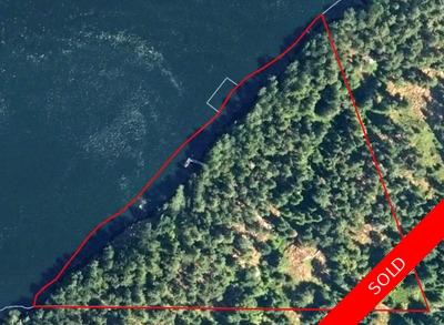 Salt Spring Island Oceanfront Acreage & Cabin for sale: Small Cabin & Dock (Listed 2018-01-12)