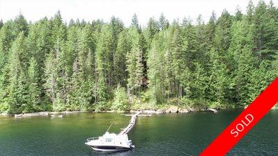 Powell Lake Lakefront Cabin for sale: 584 sq.ft. (Listed 2020-06-12)